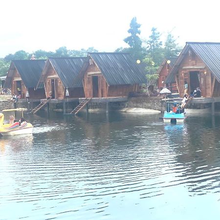 Resort & Resto Talaga Sundayana Subang Exteriér fotografie