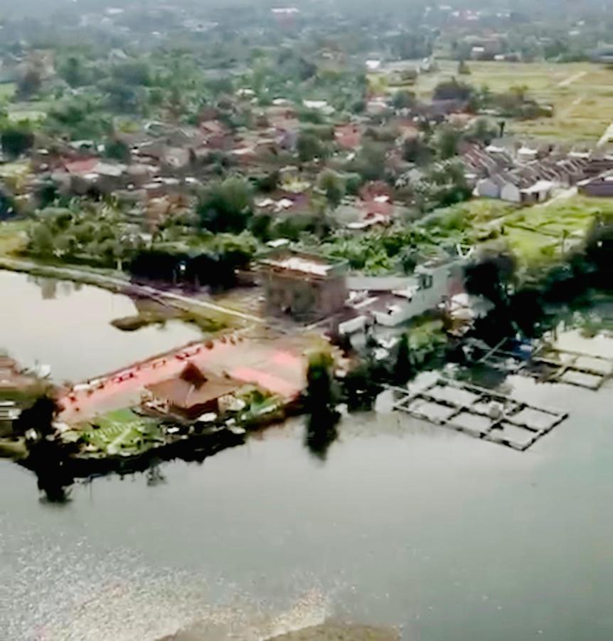 Resort & Resto Talaga Sundayana Subang Exteriér fotografie